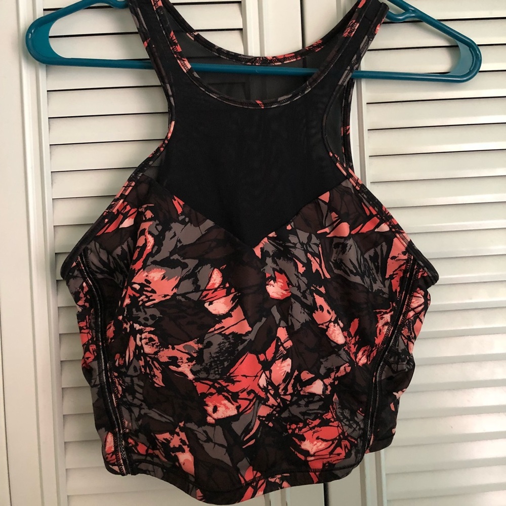 Lululemon high neck sports bra/top